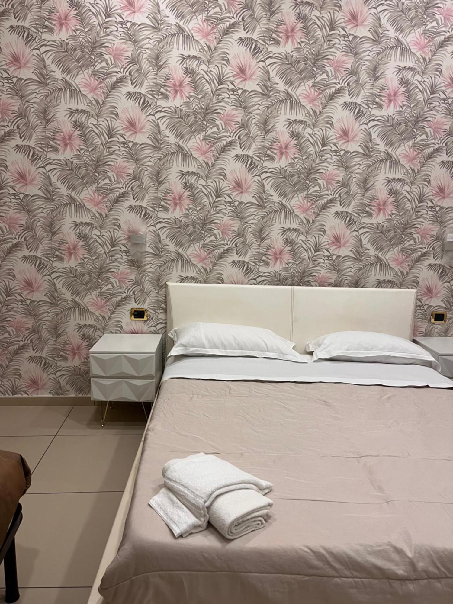 International Hotels Neapol Zewnętrze zdjęcie